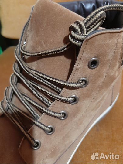 Ботинки демисезонные