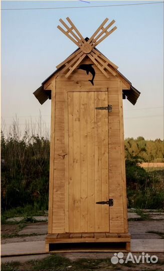 Уличный туалет деревянный ELE1001