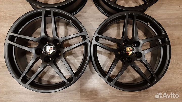 Оригинальные диски Porsche Macan R18 Венгрия