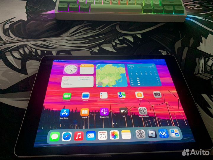 Планшет apple iPad 5 128