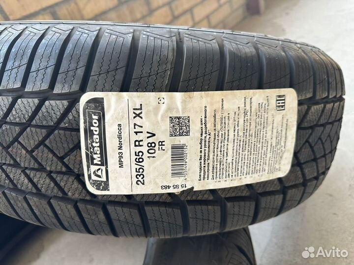 Matador MP 93 Nordicca 235/65 R17 108V