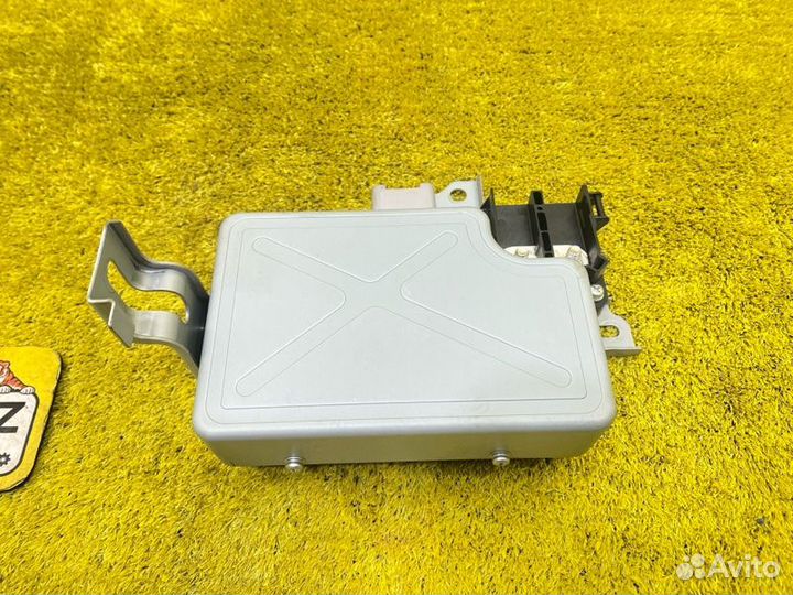 Блок управления рулевой рейкой передний Honda 145224