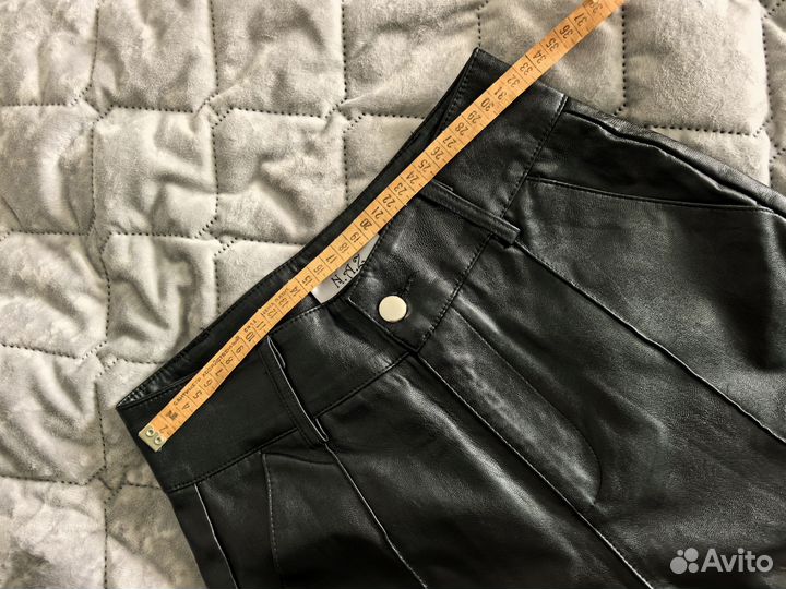 Брюки под кожу