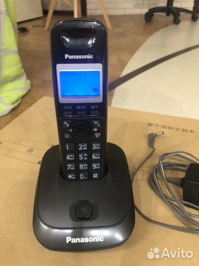 Panasonic KX-TG2511RU - беспроводной телефон dect