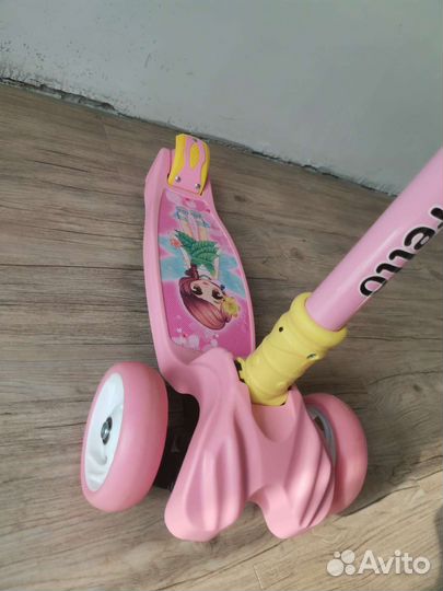 Самокат детский трехколесный новый