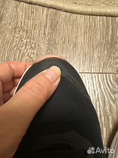 Кроссовки Fila размер 37