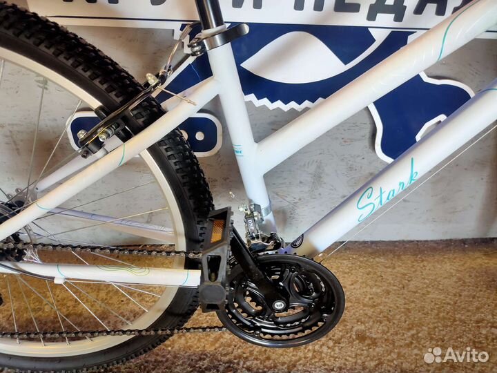 Stark'22 Luna 26.1 V Steel белый/голубой 14.5