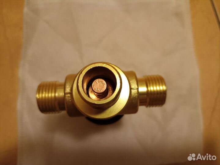 Термостатический смесительный клапан