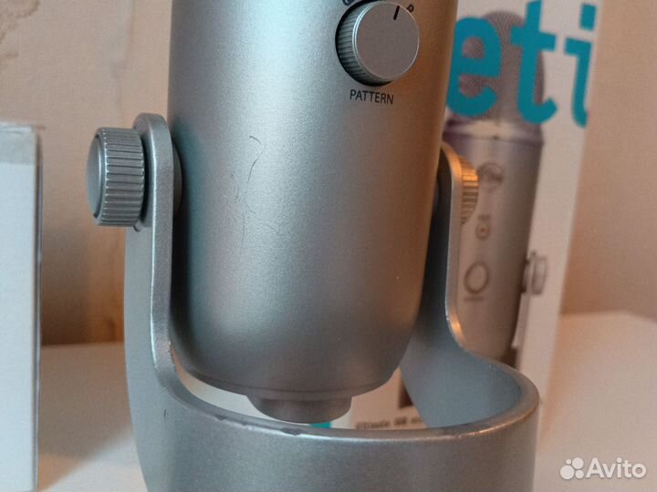 Blue Yeti - Микрофон