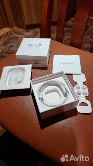 Наушники apple AirPods Pro MagSafe белый