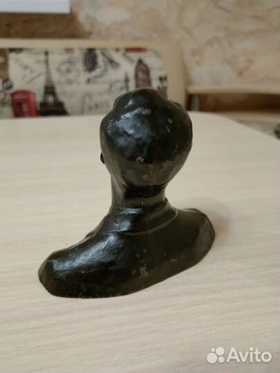 Бюст Есенин