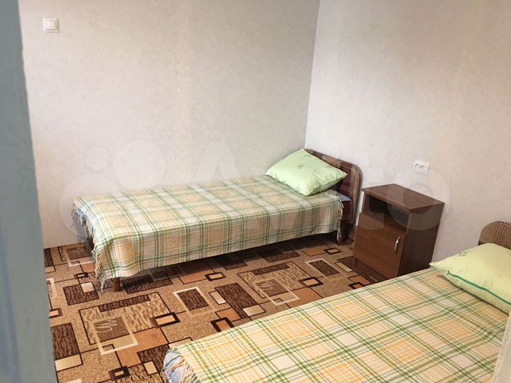 Комната 60 м² в 3-к., 1/1 эт.