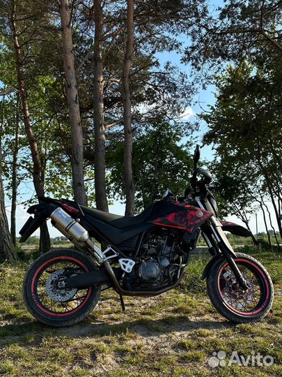 Yamaha XT660X