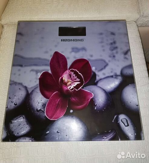 Весы напольные электронные