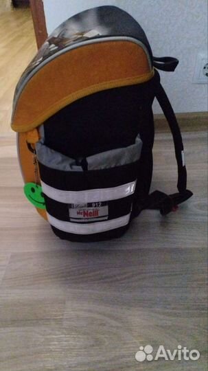 Школьный рюкзак (ранец)