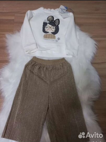 Костюм Mayoral 104 новый