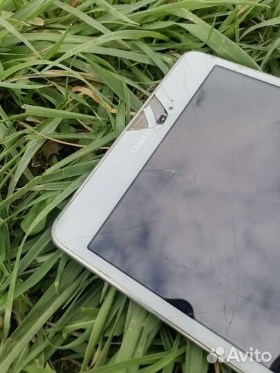 Samsung Galaxy Tab A SM-T555