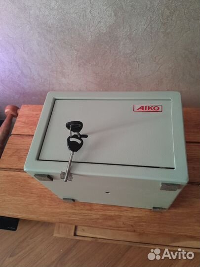 Сейф металлический бу