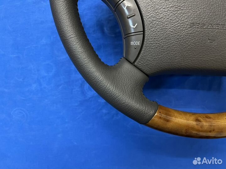 Руль Clazzio с косточкой дерево Land Cruiser 100