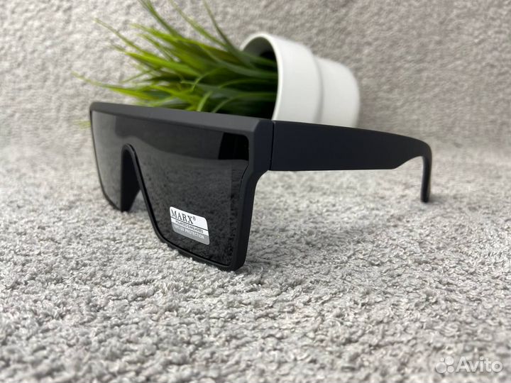 Солнцезащитные очки мужские