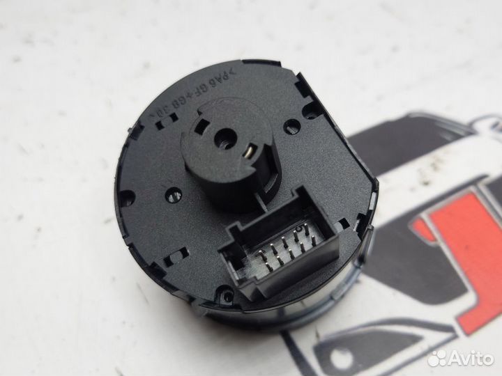 Переключатель света фар Volkswagen Tiguan 1 5N