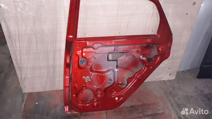 Дверь задняя правая LADA Vesta