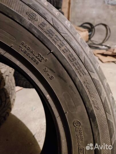 Michelin Latitude Tour HP 235/60 R17