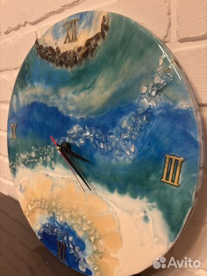 Часы из эпоксидной смолы