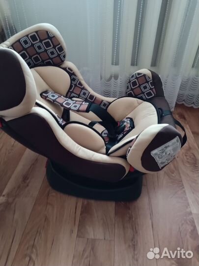 Автомобильное кресло от 0-25 кг