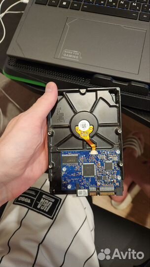 Жесткий диск HDD 320 Гб от Hitachi