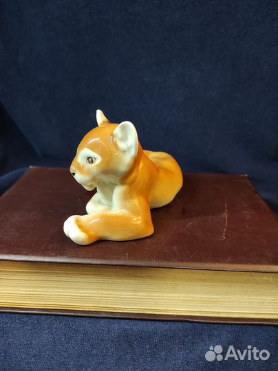 Статуэтка фарфор СССР львёнок лфз