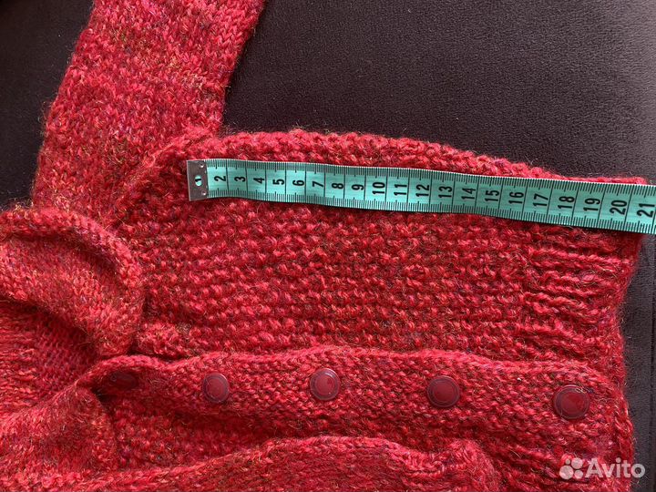 Вязаная кофточка для девочки