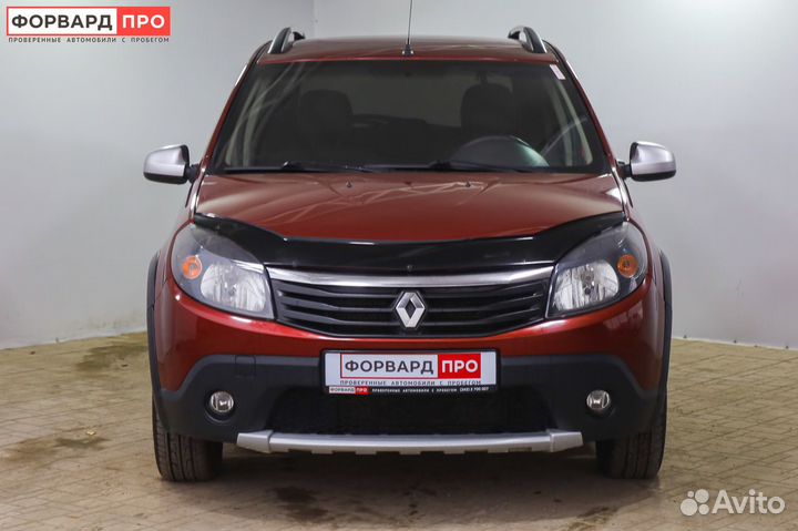 Renault Sandero Stepway 1.6 AT, 2014, 132 600 км