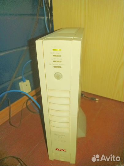 Apc back ups RS br1500i