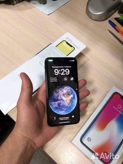 iPhone X, 64 ГБ