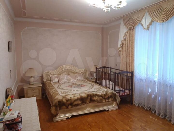 Дом 250 м² на участке 10 сот.