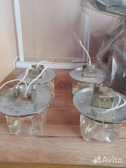 Светильник потолочный встраиваемый