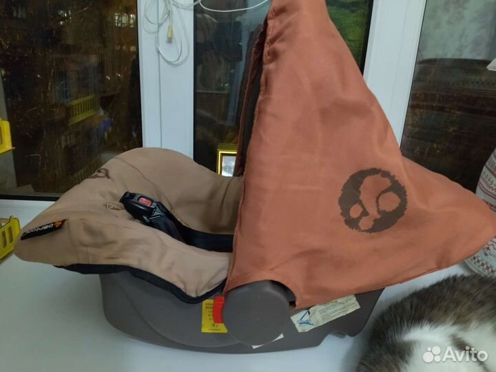 Детское автокресло от 0 до 1