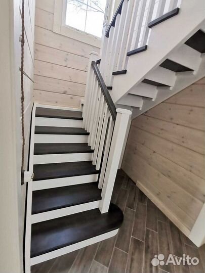 Деревянная лестница