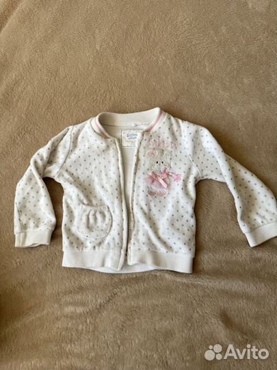 Вещи на девочку от 6 месяцев