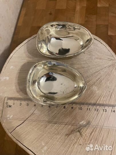 Шкатулка. Грецкий орех. Металл