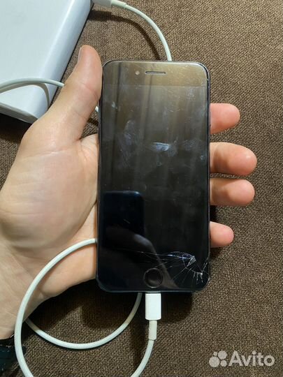 iPhone 7, 32 ГБ