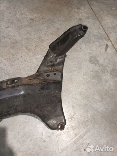 Подрамник Ниссан Альмера Н16; Классик B10