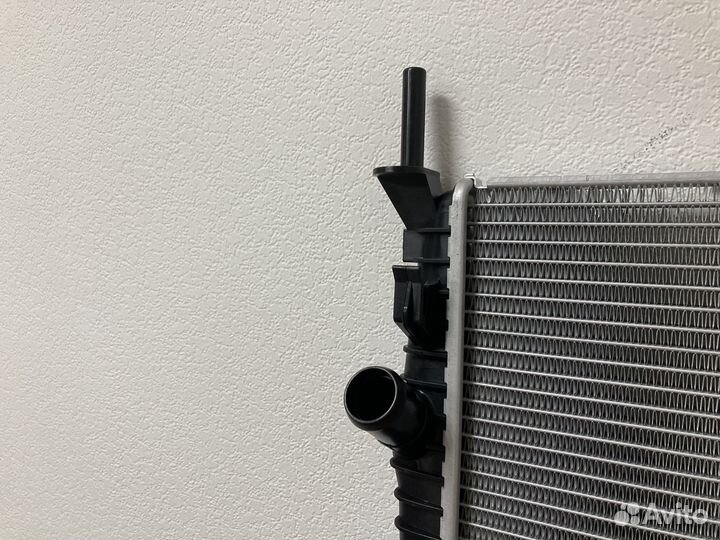 Радиатор охлаждения Форд Транзит 14