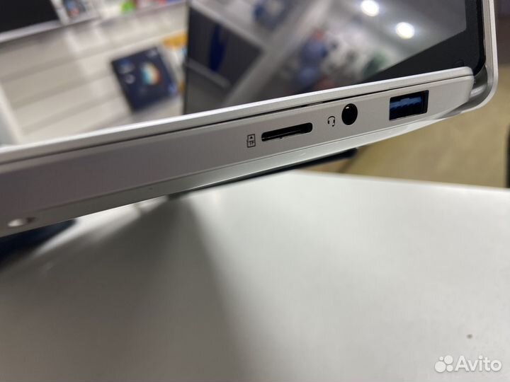 Ноутбук XU 16/256GB