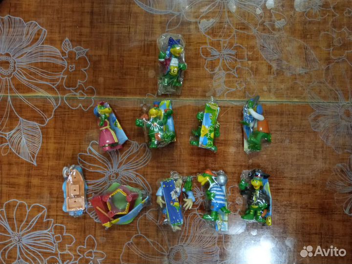 Дино. Игрушки. Растишка