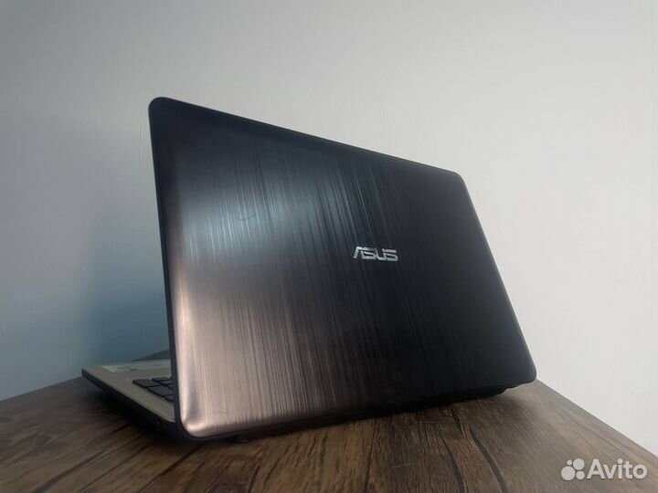 Игровой ноутбук для работы Asus N4200/810M