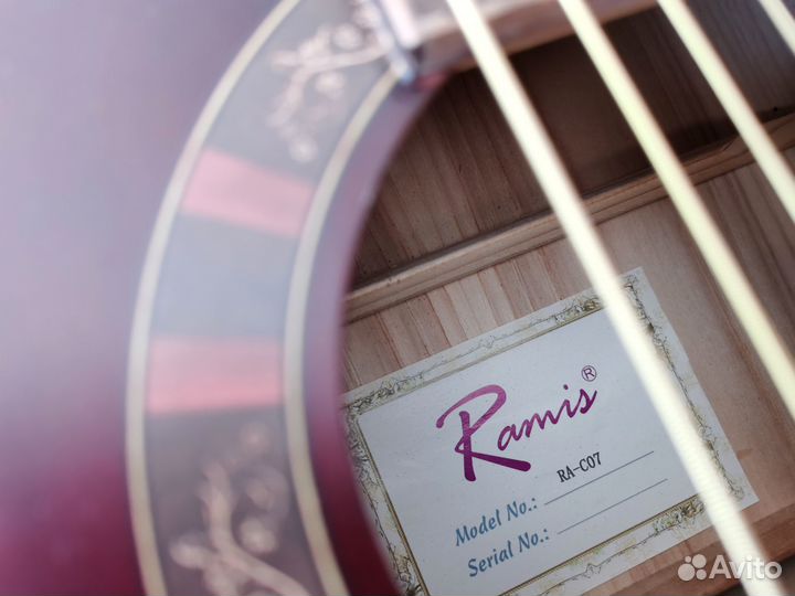 Электроакустическая гитара