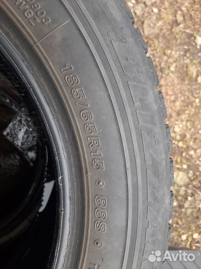 Bridgestone Blizzak Revo GZ 185/65 R15