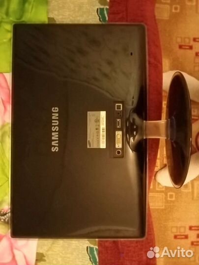 Монитор samsung
